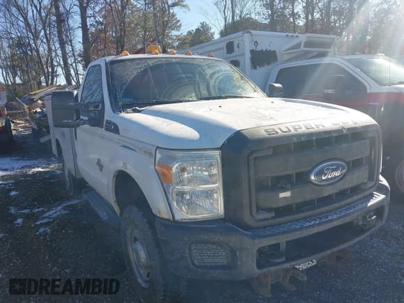 ✅ 2011 Ford F-350 • VIN: 1FDBF3BT8BEC95754 • Lot: 41275804. Wystawiony na IAAI z przebiegiem 159 477 mil. Bezpłatny archiwum sprzedaży aukcyjnych z USA i szczegółowy raport historii pojazdu na DreamBid. Zdjęcie 1.