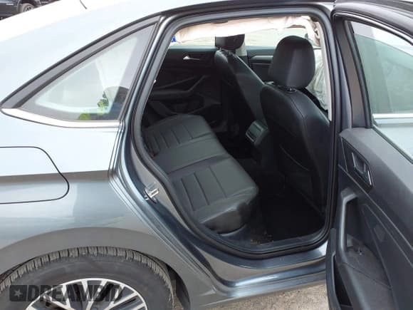 ✅ 2021 Volkswagen Jetta S • VIN: 3VWC57BU9MM094970 • Лот: 43605786. Опубликован ранее на IAAI с пробегом 47 270 миль. Бесплатный доступ к архиву аукционных продаж из США и подробный отчёт об истории автомобиля на DreamBid. Изображение 8.