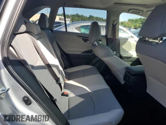 ✅ 2025 Toyota RAV4 Hybrid XLE Premium • VIN: JTMB6RFV8SD154854 • Lot: 80369485. Listed on Copart with 5,311 mi. Free auction sales archive from the USA and detailed vehicle history report at DreamBid. Image 11.