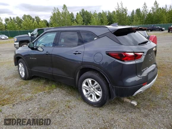 2022 Chevrolet Blazer LT with VIN 3GNKBHR45NS188755, listed as a Copart auction lot 38029724 with 10,280 mi miles and Clean title. Bid and sale history available at DreamBid. Image 2.