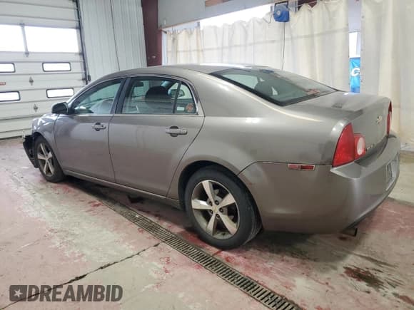 ✅ 2011 Chevrolet Malibu 1LT • VIN: 1G1ZC5E19BF100572 • Lot: 81230774. Listed on Copart with 133,690 mi. Free auction sales archive from the USA and detailed vehicle history report at DreamBid. Image 2.