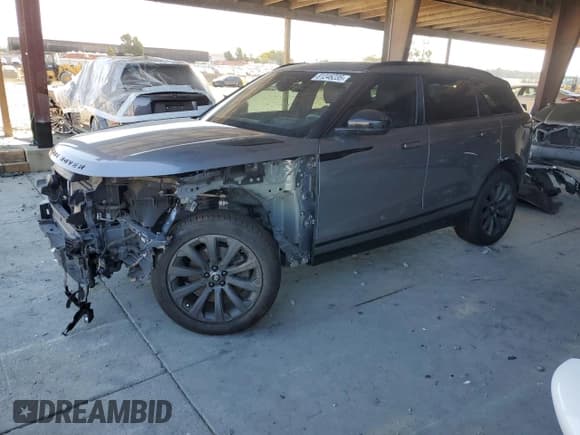 ✅ 2020 Land Rover Range Rover Velar R-Dynamic S • VIN: SALYK2FVXLA263535 • Lot: 81246235. Wystawiony na Copart z przebiegiem 32 441 mil. Bezpłatny archiwum sprzedaży aukcyjnych z USA i szczegółowy raport historii pojazdu na DreamBid. Zdjęcie 1.