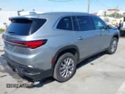 ✅ 2025 Buick Enclave Preferred • VIN: 5GAERARS3SJ136742 • Lot: 41986844. Wystawiony na IAAI z przebiegiem 670 mil. Bezpłatny archiwum sprzedaży aukcyjnych z USA i szczegółowy raport historii pojazdu na DreamBid. Zdjęcie 4.