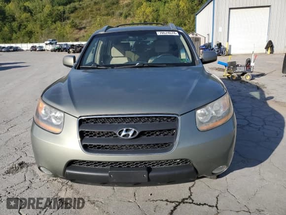 ✅ 2009 Hyundai Santa Fe SE • VIN: 5NMSH73E69H315402 • Lot: 70574574. Listed on Copart with 147,732 mi. Free auction sales archive from the USA and detailed vehicle history report at DreamBid. Image 5.