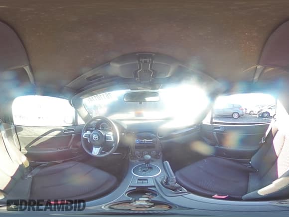 ✅ 2006 Mazda MX-5 Miata Touring • VIN: JM1NC25F760115547 • Lot: 76110114. Wystawiony na Copart z przebiegiem 130 472 mil. Bezpłatny archiwum sprzedaży aukcyjnych z USA i szczegółowy raport historii pojazdu na DreamBid. Zdjęcie 13.