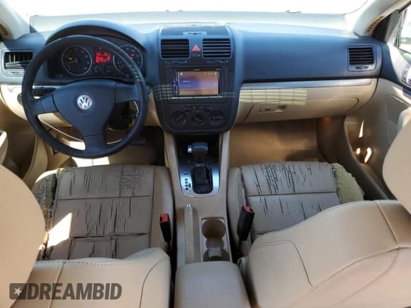 ✅ 2007 Volkswagen Jetta Wolfsburg Edition • VIN: 3VWEF81K57M165436 • Лот: 68395595. Опубликован ранее на Copart с пробегом 287 562 миль. Бесплатный доступ к архиву аукционных продаж из США и подробный отчёт об истории автомобиля на DreamBid. Изображение 8.