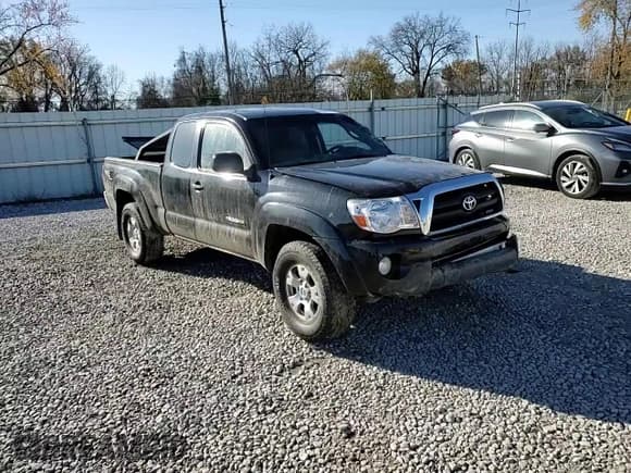 ✅ 2008 Toyota Tacoma • VIN: 5TEUU42N88Z481732 • Лот: 92465735. Опубликован ранее на Copart с пробегом 224 948 миль. Бесплатный доступ к архиву аукционных продаж из США и подробный отчёт об истории автомобиля на DreamBid. Изображение 14.