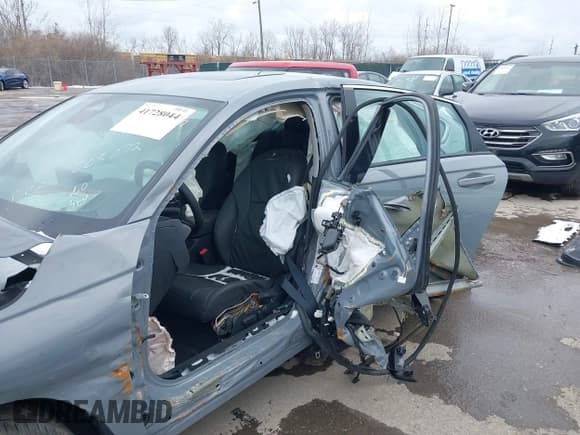 ✅ 2025 Honda Accord EX-L • VIN: 1HGCY2F6XSA005072 • Лот: 41728044. Опубликован ранее на IAAI с пробегом 2 461 миль. Бесплатный доступ к архиву аукционных продаж из США и подробный отчёт об истории автомобиля на DreamBid. Изображение 6.