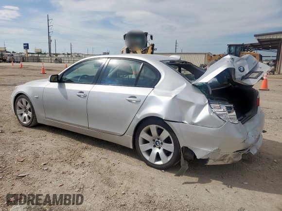 ✅ 2004 BMW 5 Series 530i • VIN: WBANA735X4B812402 • Lot: 65974475. Wystawiony na Copart z przebiegiem 239 224 mil. Bezpłatny archiwum sprzedaży aukcyjnych z USA i szczegółowy raport historii pojazdu na DreamBid. Zdjęcie 2.