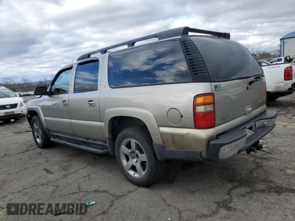 ✅ 2003 Chevrolet Suburban Z71 • VIN: 3GNFK16Z13G180760 • Лот: 85786654. Опубликован ранее на Copart с пробегом 269 586 миль. Бесплатный доступ к архиву аукционных продаж из США и подробный отчёт об истории автомобиля на DreamBid. Изображение 2.