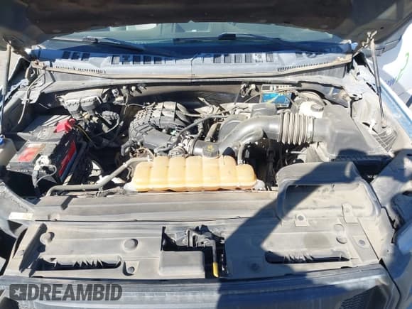 ✅ 2015 Ford F-150 XL • VIN: 1FTEX1C85FKD91782 • Лот: 43562028. Опубликован ранее на IAAI с пробегом 232 984 миль. Бесплатный доступ к архиву аукционных продаж из США и подробный отчёт об истории автомобиля на DreamBid. Изображение 10.