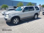 ✅ 2003 Ford Explorer XLT • VIN: 1FMDU73K03ZA13385 • Lot: 42261683. Listed on IAAI with 101,072 mi. Free auction sales archive from the USA and detailed vehicle history report at DreamBid. Image 2.