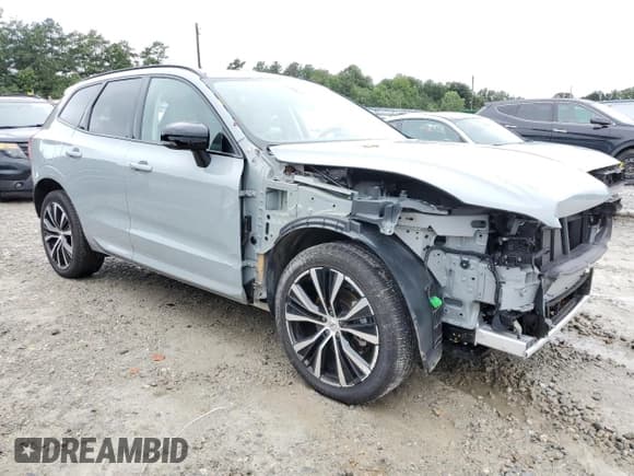 ✅ 2024 Volvo XC60 Plus Dark Theme • VIN: YV4L12RL1R1848234 • Lot: 67400115. Listed on Copart with 8,278 mi. Free auction sales archive from the USA and detailed vehicle history report at DreamBid. Image 4.