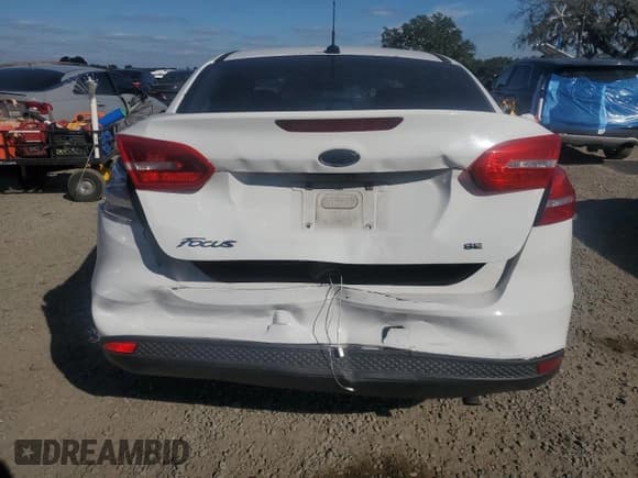 ✅ 2017 Ford Focus SE • VIN: 1FADP3F2XHL233262 • Лот: 90895075. Опубликован ранее на Copart с пробегом 87 263 миль. Бесплатный доступ к архиву аукционных продаж из США и подробный отчёт об истории автомобиля на DreamBid. Изображение 6.