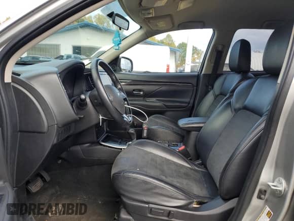 2019 Mitsubishi Outlander SE with VIN JA4AD3A34KZ046684, listed as a Copart auction lot 86887245 with 149,737 mi miles and Clean title. Bid and sale history available at DreamBid. Image 7.