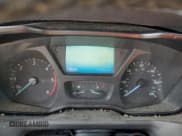 ✅ 2016 Ford Transit • VIN: 1FTYE2CV7GKA96800 • Lot: 93567355. Wystawiony na Copart z przebiegiem 179 720 mil. Bezpłatny archiwum sprzedaży aukcyjnych z USA i szczegółowy raport historii pojazdu na DreamBid. Zdjęcie 9.