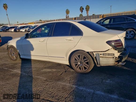 ✅ 2008 Mercedes-Benz C 300 Sport • VIN: WDDGF54X28R023083 • Lot: 93352005. Listed on Copart with 51,986 mi. Free auction sales archive from the USA and detailed vehicle history report at DreamBid. Image 2.