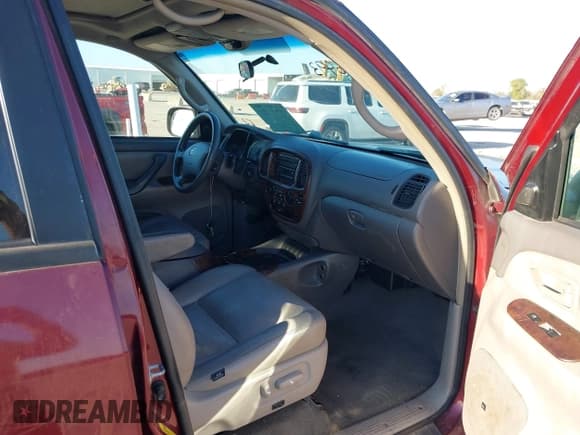 ✅ 2007 Toyota Sequoia SR5 • VIN: 5TDZT34A17S296821 • Lot: 43706493. Wystawiony na IAAI z przebiegiem 243 616 mil. Bezpłatny archiwum sprzedaży aukcyjnych z USA i szczegółowy raport historii pojazdu na DreamBid. Zdjęcie 5.