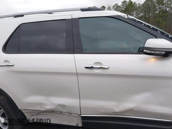 ✅ 2013 Ford Explorer Limited • VIN: 1FM5K7F96DGB92287 • Lot: 41675344. Wystawiony na IAAI z przebiegiem 159 325 mil. Bezpłatny archiwum sprzedaży aukcyjnych z USA i szczegółowy raport historii pojazdu na DreamBid. Zdjęcie 14.