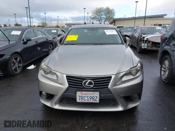 ✅ 2014 Lexus IS 250 • VIN: JTHBF1D29E5014075 • Lot: 43734365. Wystawiony na IAAI z przebiegiem 153 002 mil. Bezpłatny archiwum sprzedaży aukcyjnych z USA i szczegółowy raport historii pojazdu na DreamBid. Zdjęcie 13.