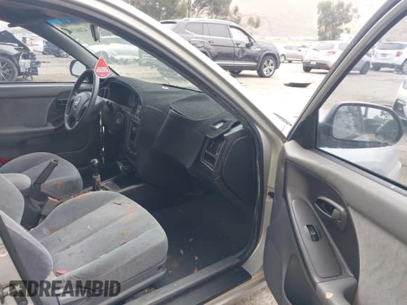 ✅ 2004 Hyundai Elantra GLS • VIN: KMHDN46D94U824707 • Lot: 42460287. Wystawiony na IAAI z przebiegiem 166 360 mil. Bezpłatny archiwum sprzedaży aukcyjnych z USA i szczegółowy raport historii pojazdu na DreamBid. Zdjęcie 5.