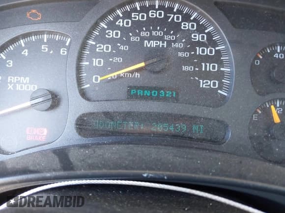 ✅ 2003 Chevrolet Suburban LS • VIN: 1GNFK16T93J221808 • Лот: 41703690. Опубликован ранее на IAAI с пробегом 205 439 миль. Бесплатный доступ к архиву аукционных продаж из США и подробный отчёт об истории автомобиля на DreamBid. Изображение 7.