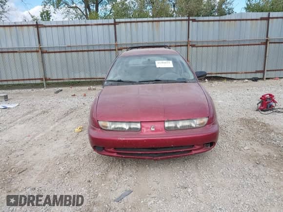 1996 Saturn SW z VIN 1G8ZJ8272TZ346249, wystawiony jako IAAI lot #43384611 z przebiegiem 182 853 mil mil oraz . Historia ofert i sprzedaży dostępna na DreamBid. Obrazek 12.