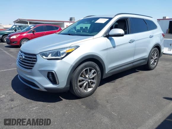 ✅ 2017 Hyundai Santa Fe SE • VIN: KM8SN4HF3HU166409 • Лот: 42610563. Опубликован ранее на IAAI с пробегом 151 143 миль. Бесплатный доступ к архиву аукционных продаж из США и подробный отчёт об истории автомобиля на DreamBid. Изображение 2.