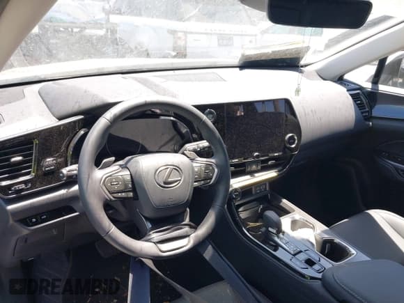 ✅ 2025 Lexus NX 250 • VIN: 2T2ADCAZ1SC025730 • Lot: 42605987. Wystawiony na IAAI z przebiegiem 697 mil. Bezpłatny archiwum sprzedaży aukcyjnych z USA i szczegółowy raport historii pojazdu na DreamBid. Zdjęcie 20.