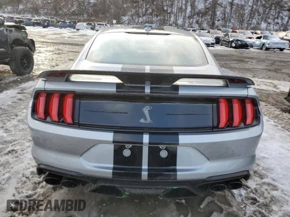2020 Ford Mustang Shelby GT500 z VIN 1FA6P8SJ6L5502969, wystawiony jako Copart lot #46225115 z przebiegiem 12 678 mil mil oraz Szkoda całkowita • Salvage title. Historia ofert i sprzedaży dostępna na DreamBid. Obrazek 6.