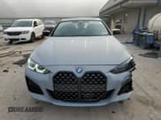 ✅ 2024 BMW 4 Series M440i xDrive • VIN: WBA13AW02RFS40652 • Lot: 74851204. Wystawiony na Copart z przebiegiem 14 019 mil. Bezpłatny archiwum sprzedaży aukcyjnych z USA i szczegółowy raport historii pojazdu na DreamBid. Zdjęcie 5.