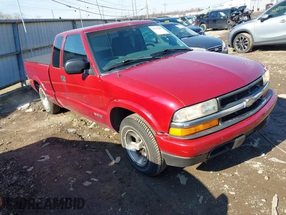 ✅ 2003 Chevrolet S-10 LS • VIN: 1GCCS19X338116666 • Лот: 41547005. Опубликован ранее на IAAI с пробегом 150 133 миль. Бесплатный доступ к архиву аукционных продаж из США и подробный отчёт об истории автомобиля на DreamBid. Изображение 1.