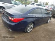 ✅ 2011 Hyundai Sonata Limited • VIN: 5NPEC4AC2BH057786 • Лот: 43130723. Опубликован ранее на IAAI с пробегом 228 668 миль. Бесплатный доступ к архиву аукционных продаж из США и подробный отчёт об истории автомобиля на DreamBid. Изображение 4.