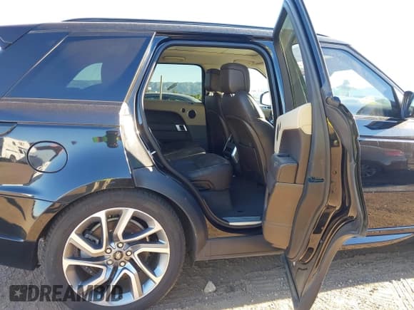 ✅ 2020 Land Rover Range Rover Sport HSE • VIN: SALWR2SU4LA743750 • Лот: 43813512. Опубликован ранее на IAAI с пробегом 42 645 миль. Бесплатный доступ к архиву аукционных продаж из США и подробный отчёт об истории автомобиля на DreamBid. Изображение 8.