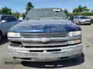 2001 Chevrolet Silverado 1500 LT with VIN 1GCEC19TX1Z139565, listed as a Copart auction lot 61339244 with 285,157 mi miles and Salvage title. Bid and sale history available at DreamBid. Image 5.
