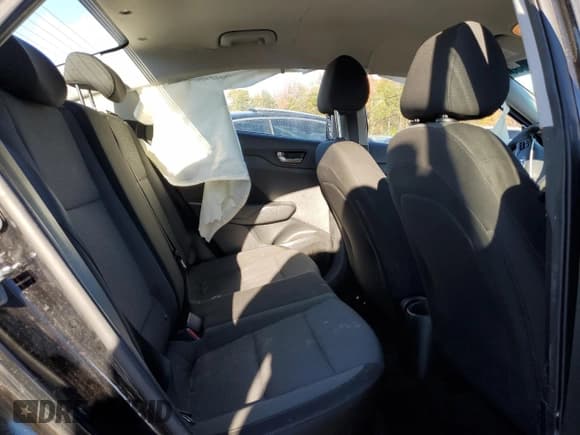 ✅ 2020 Hyundai Accent SE • VIN: 3KPC24A61LE113422 • Lot: 86548655. Listed on Copart with 66,844 mi. Free auction sales archive from the USA and detailed vehicle history report at DreamBid. Image 10.