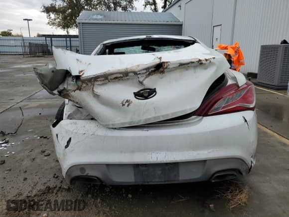 2013 Hyundai Genesis Coupe Track с VIN KMHHU6KJ7DU096333, выставлен на аукционе Copart как лот 81643984 с пробегом Не указан миль и Списание • Salvage title. История ставок и продаж доступна на DreamBid. Изображение 6.