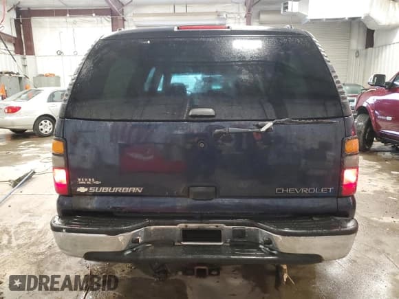 ✅ 2005 Chevrolet Suburban LT • VIN: 1GNFK16ZX5J225003 • Лот: 57489305. Опубликован ранее на Copart с пробегом 254 578 миль. Бесплатный доступ к архиву аукционных продаж из США и подробный отчёт об истории автомобиля на DreamBid. Изображение 6.