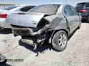 2005 Dodge Neon SXT z VIN 1B3ES56C65D162506, wystawiony jako Copart lot #57367005 z przebiegiem 125 391 mil mil oraz Szkoda całkowita • Salvage title. Historia ofert i sprzedaży dostępna na DreamBid. Obrazek 3.