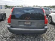 ✅ 2004 Volvo V70 • VIN: YV1SJ59H742394855 • Lot: 72104605. Listed on Copart with 192,595 mi. Free auction sales archive from the USA and detailed vehicle history report at DreamBid. Image 6.