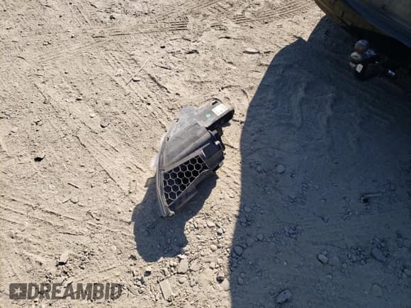 ✅ 2017 Chevrolet Volt Premier • VIN: 1G1RD6S56HU182243 • Lot: 73651104. Wystawiony na Copart z przebiegiem 93 949 mil. Bezpłatny archiwum sprzedaży aukcyjnych z USA i szczegółowy raport historii pojazdu na DreamBid. Zdjęcie 12.