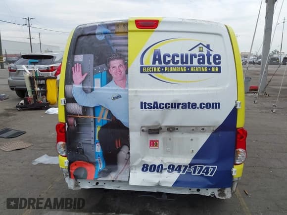 ✅ 2015 Nissan NV200 S • VIN: 3N6CM0KN2FK704855 • Lot: 43686975. Listed on IAAI with 160,332 mi. Free auction sales archive from the USA and detailed vehicle history report at DreamBid. Image 17.