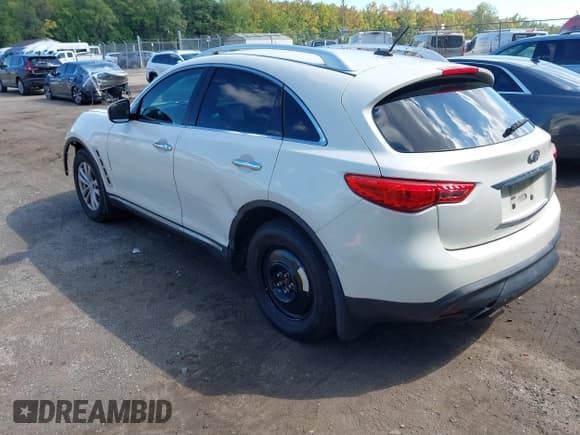 ✅ 2010 Infiniti FX • VIN: JN8AS1MW1AM852018 • Lot: 43320506. Wystawiony na IAAI z przebiegiem 199 710 mil. Bezpłatny archiwum sprzedaży aukcyjnych z USA i szczegółowy raport historii pojazdu na DreamBid. Zdjęcie 3.
