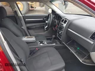 ✅ 2008 Dodge Magnum SXT • VIN: 2D4FV37V98H257778 • Lot: 43780224. Listed on IAAI with 256,804 mi. Free auction sales archive from the USA and detailed vehicle history report at DreamBid. Image 5.