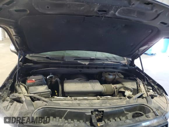 ✅ 2023 Chevrolet Suburban Premier • VIN: 1GNSCFKD0PR147144 • Lot: 75120854. Wystawiony na Copart z przebiegiem 59 430 mil. Bezpłatny archiwum sprzedaży aukcyjnych z USA i szczegółowy raport historii pojazdu na DreamBid. Zdjęcie 12.