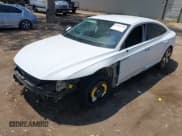 ✅ 2021 Volkswagen Arteon SE • VIN: WVWAR7AN0ME004412 • Lot: 42960738. Wystawiony na IAAI z przebiegiem 34 557 mil. Bezpłatny archiwum sprzedaży aukcyjnych z USA i szczegółowy raport historii pojazdu na DreamBid. Zdjęcie 2.