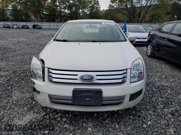 ✅ 2008 Ford Fusion SE • VIN: 3FAHP01118R196814 • Лот: 86227255. Опубликован ранее на Copart с пробегом 66 706 миль. Бесплатный доступ к архиву аукционных продаж из США и подробный отчёт об истории автомобиля на DreamBid. Изображение 5.