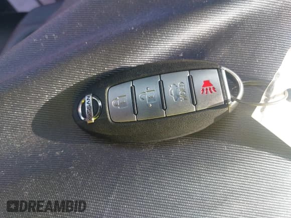 ✅ 2018 Nissan Pathfinder SL • VIN: 5N1DR2MM5JC620323 • Лот: 42579417. Опубликован ранее на IAAI с пробегом 104 623 миль. Бесплатный доступ к архиву аукционных продаж из США и подробный отчёт об истории автомобиля на DreamBid. Изображение 11.