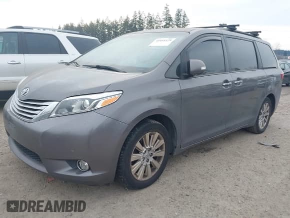 ✅ 2015 Toyota Sienna Limited • VIN: 5TDDK3DC4FS096867 • Lot: 41451129. Listed on IAAI with 226,548 mi. Free auction sales archive from the USA and detailed vehicle history report at DreamBid. Image 2.