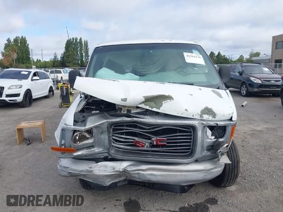 ✅ 2001 GMC Savana • VIN: 1GTGG25R211119516 • Лот: 42361270. Опубликован ранее на IAAI с пробегом 152 076 миль. Бесплатный доступ к архиву аукционных продаж из США и подробный отчёт об истории автомобиля на DreamBid. Изображение 13.